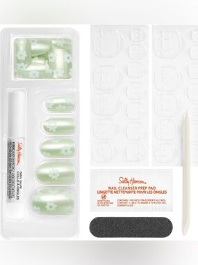 New Sally Hansen Salon Effects Perfect Manicure press-on nails